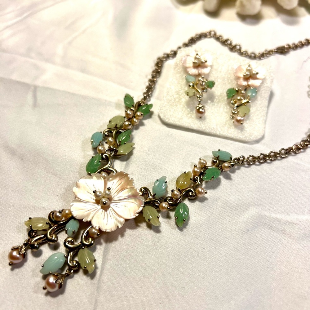 Necklace by Whitney Kelly multicolored MOP, Jade & pearls w earrings, 925 China